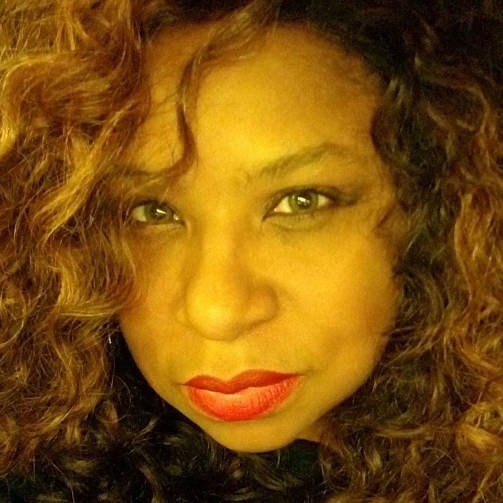 Meet your Posher, Deana